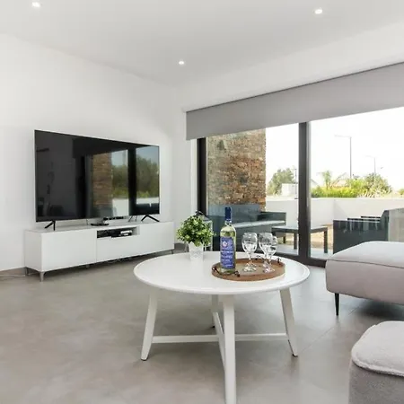 Villa Salut House e Sea View e Pool&Garden e WiFi e BBQ e Beach *