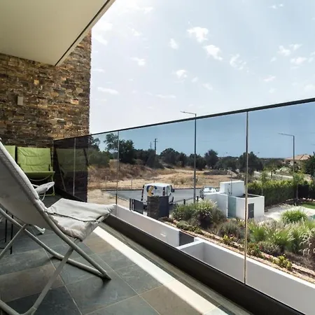 Villa Salut House e Sea View e Pool&Garden e WiFi e BBQ e Beach Albufeira