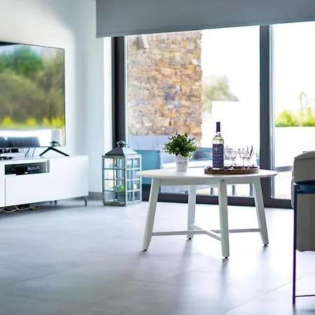 Villa Salut By Stay-Ici, Algarve Holiday Rental